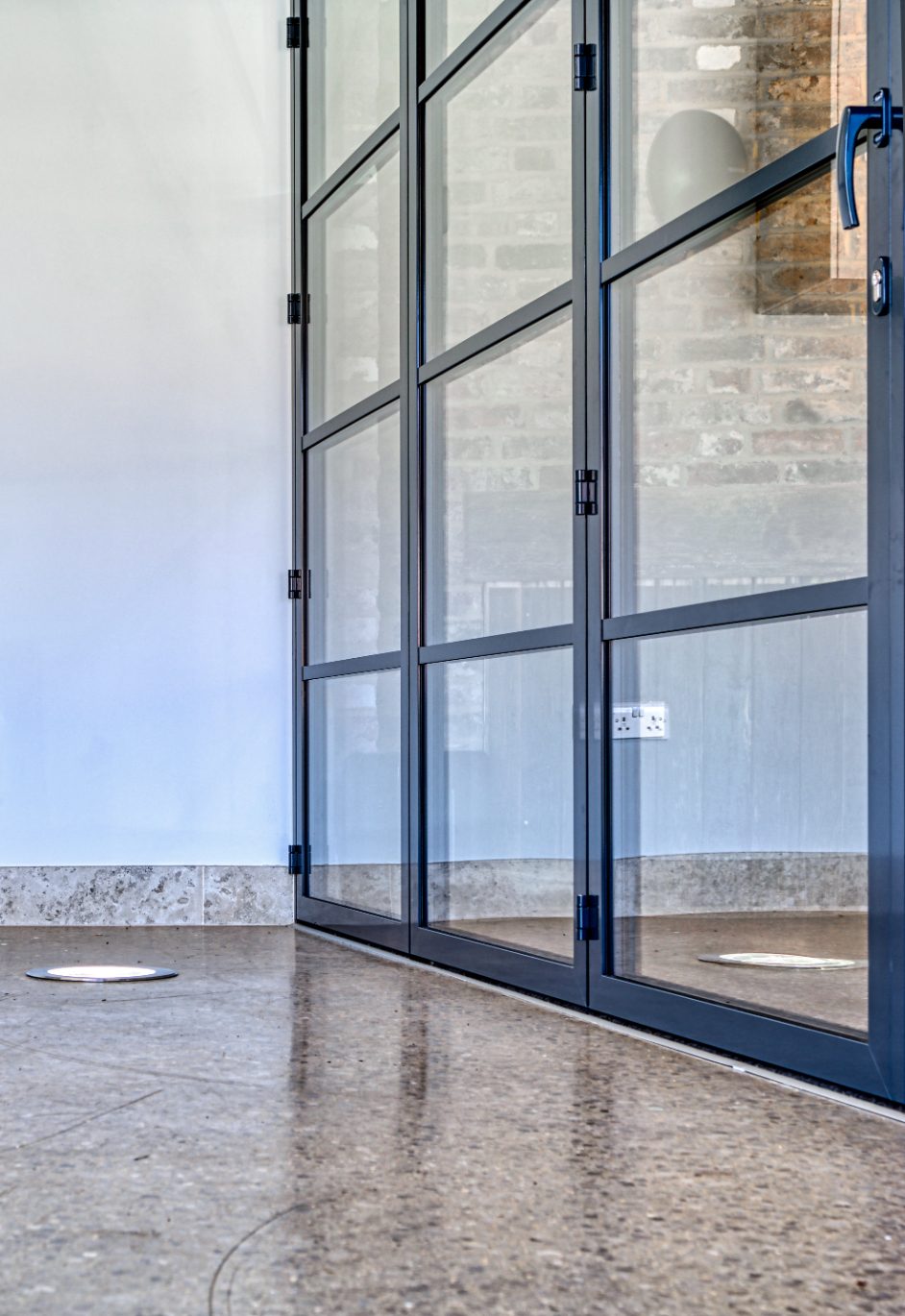 Heritage Aluminium Bi-Fold Doors with narrow mid-rails