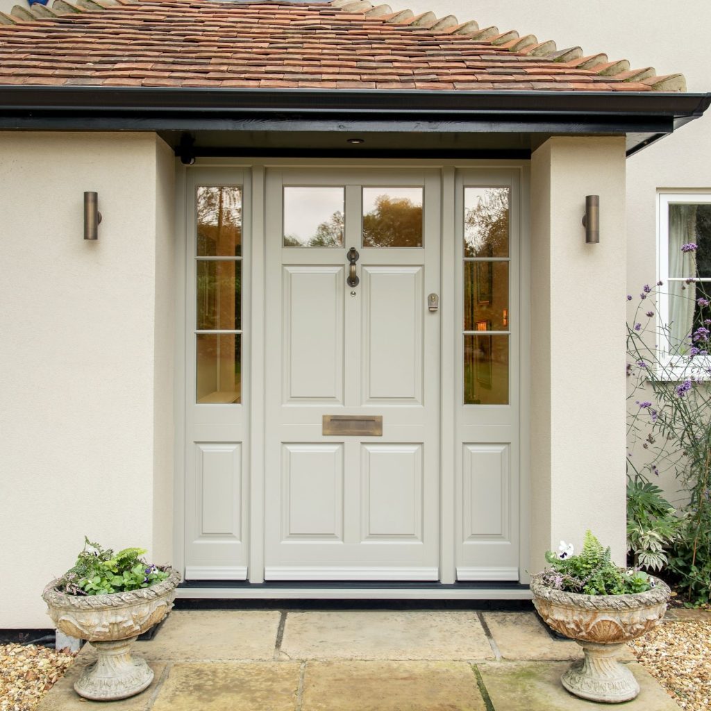 Timber Chalfont townhouse door with side panels, 18mm glazing bars & polished brass furniture