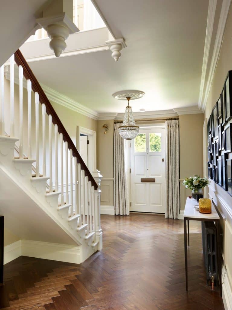 Timber Chalfont entrance door in Farrow & Ball Slipper Satin